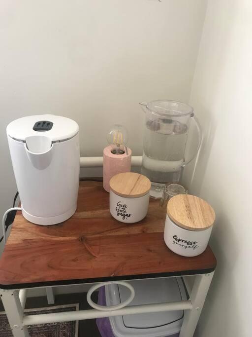 Room With Separate Bath In Shared Homestay Redcliffe Exterior foto