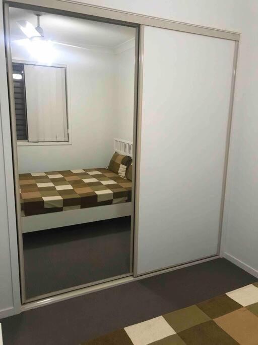 Room With Separate Bath In Shared Homestay Redcliffe Exterior foto